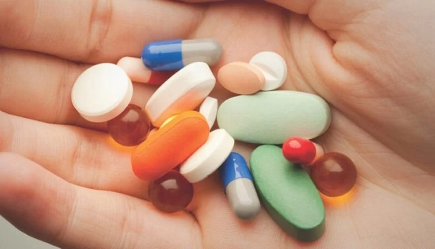 هندية تحاول التخلص من زوجها وطفليها من أجل علاقة غرامية