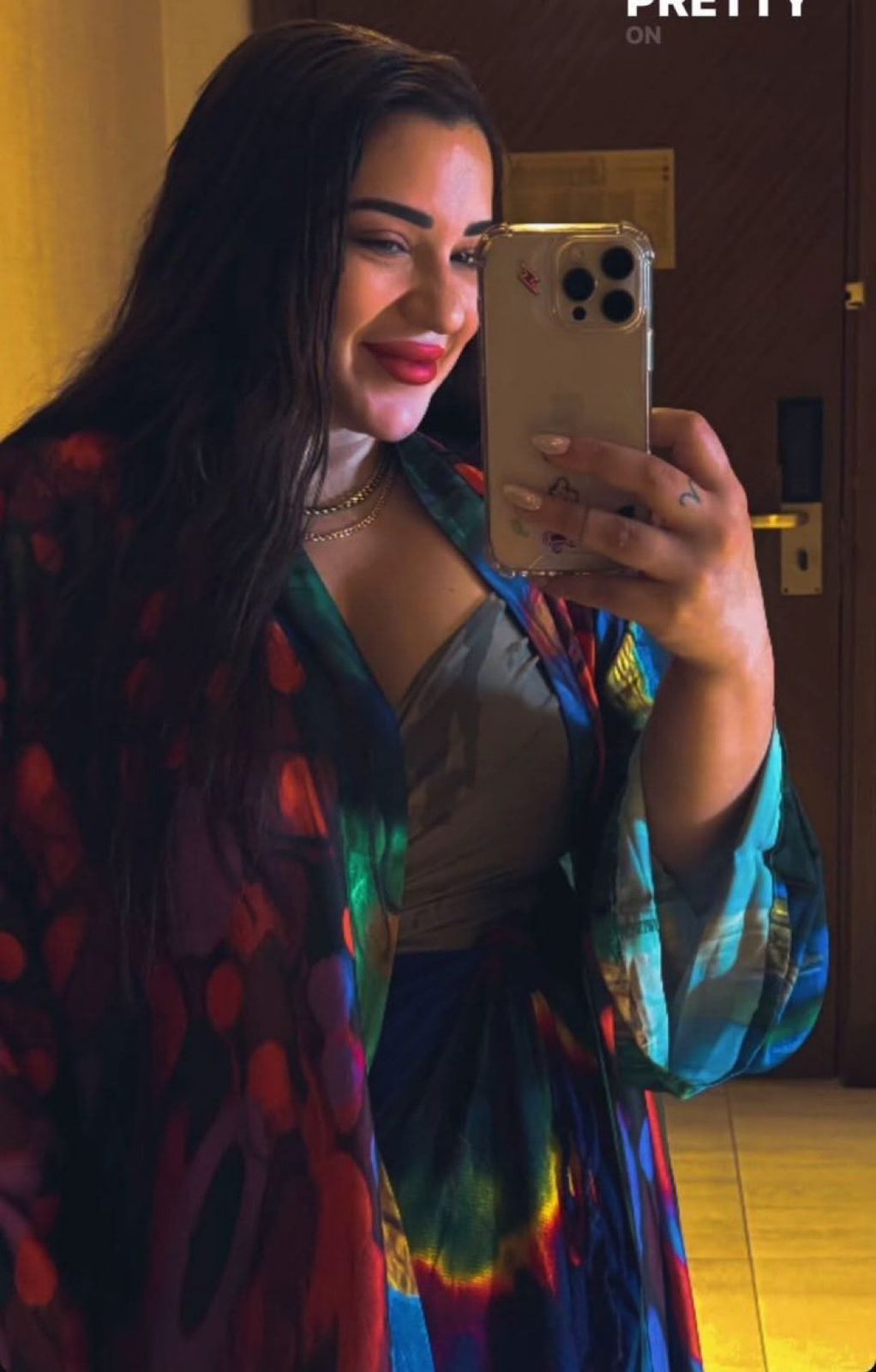 أسما شريف منير تخطف الأنظار في أحدث ظهور خلال شهر العسل