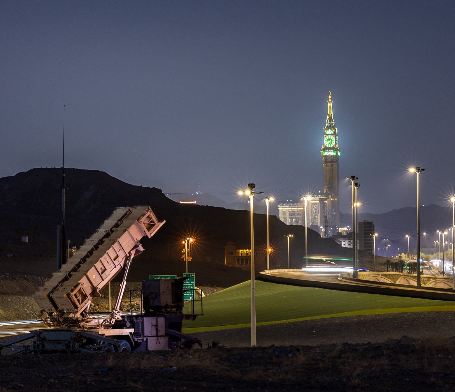 منظومة الباتريوت تحمي سماء الحرم وتؤكد أن أمن ضيوف الرحمن خط أحمر.. صور