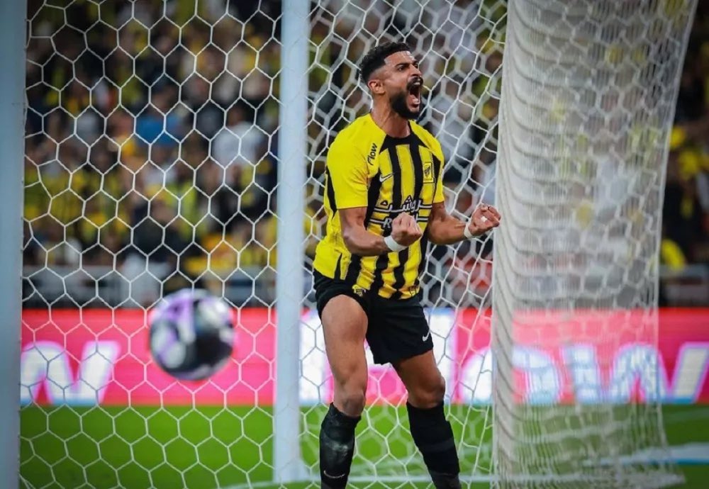 الاتحاد يسعى لشراء عقد عبدالإله العمري مقابل 50 مليون