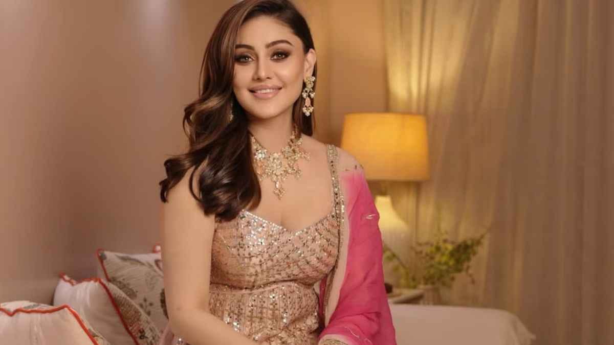 وفاة نجمة بوليوود شيفالي جاريوالا بسكتة قلبية مفاجئة