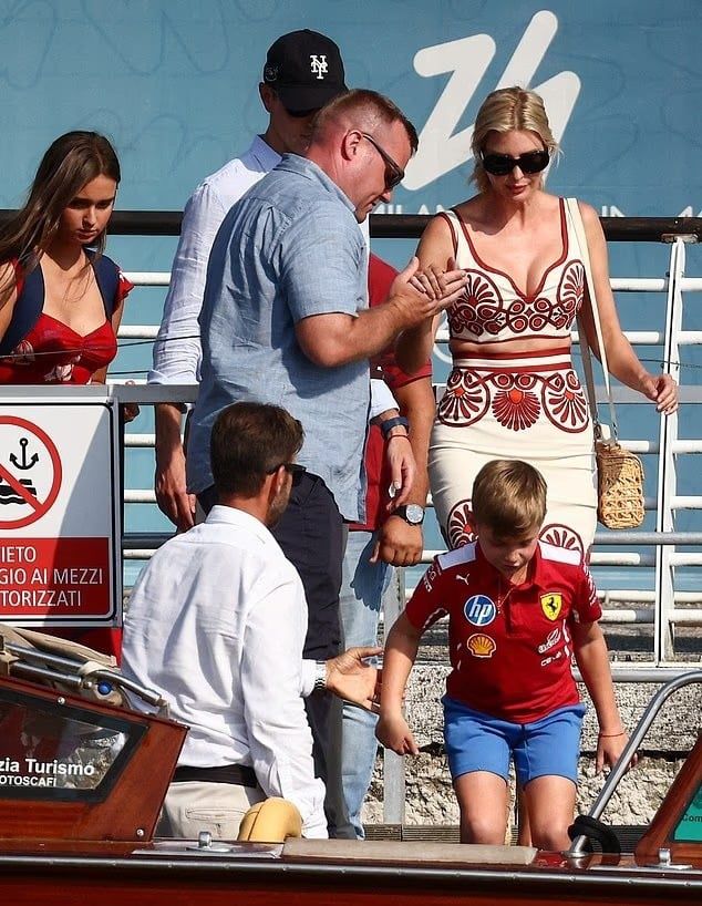 توافد نجوم عالميين على فينيسيا لحضور زفاف جيف بيزوس ولورين سانشيز