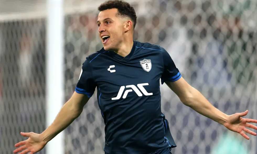 أسامة إدريسي يتحدى الهلال ويعلن طموحه في كأس العالم للأندية