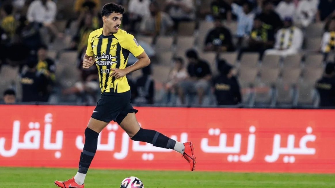 حقيقة خلاف سعد الموسى مع بلان