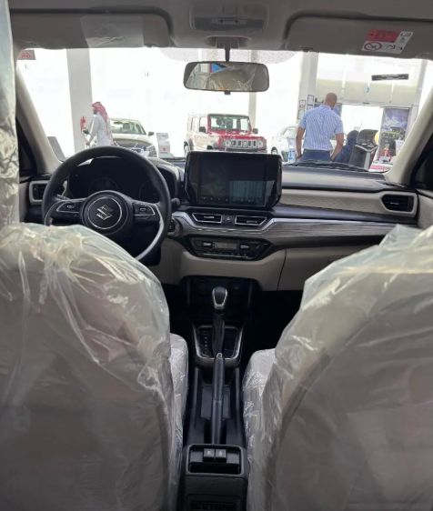 مواصفات وأسعار سوزوكي ديزاير 2025 في المملكة .. صور