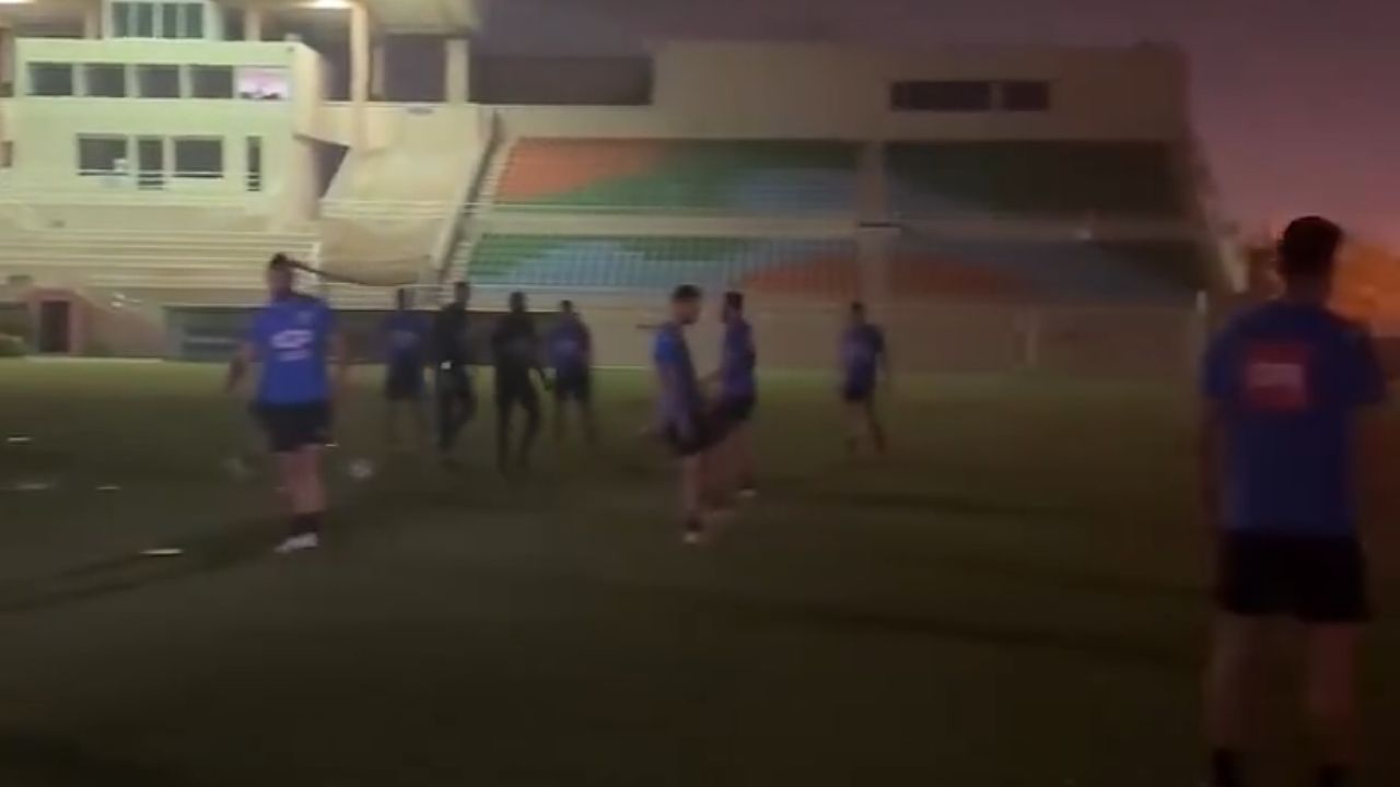 انقطاع الكهرباء اثناء تدريبات منتخب الأردن في عُمان .. فيديو