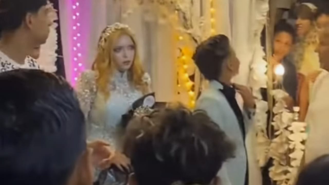 خطوبة طفلين مصريين تشعل السوشيال ميديا .. فيديو