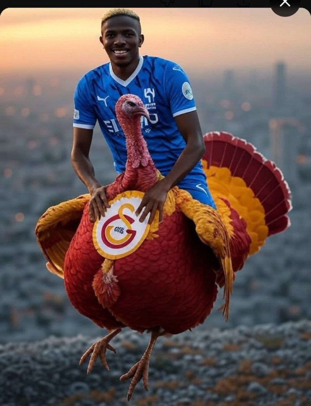 تصميم ساخر لجماهير بشكتاش بعد اقتراب أوسيمين من الهلال