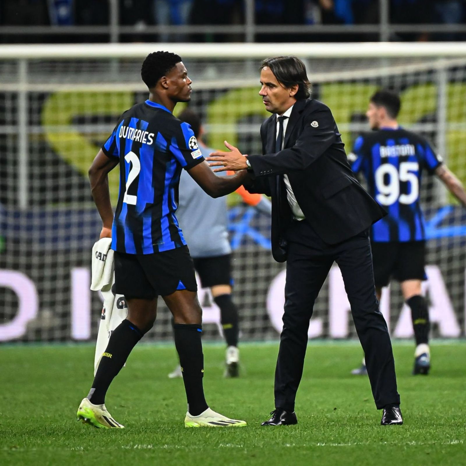 دينزل دومفريس يعبر عن حزنه لرحيل إنزاغي: القرار كان صدمة