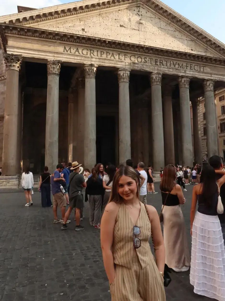 أليخاندرو غارناتشو يهرب مع صديقته إلى روما والنصر يجهز عرضا له .. صور