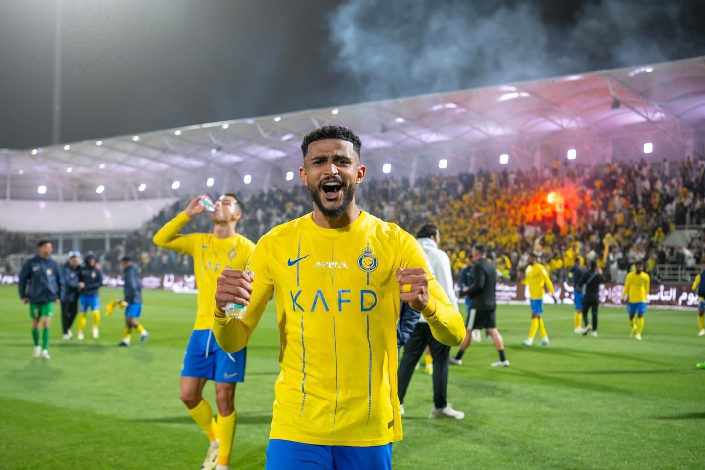 النصر يطلب 60 مليونا للتخلي عن العمري والاتحاد يرد بسعر مضاعف للغامدي