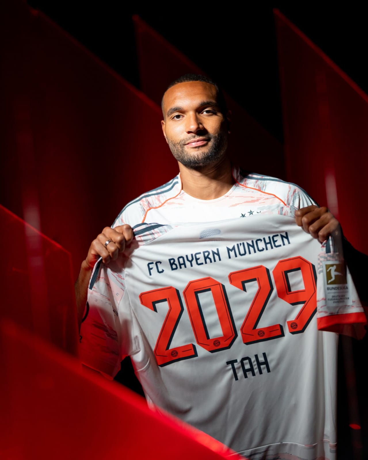 تاه يدعم بايرن في مونديال الأندية دون قلق من الإرهاق