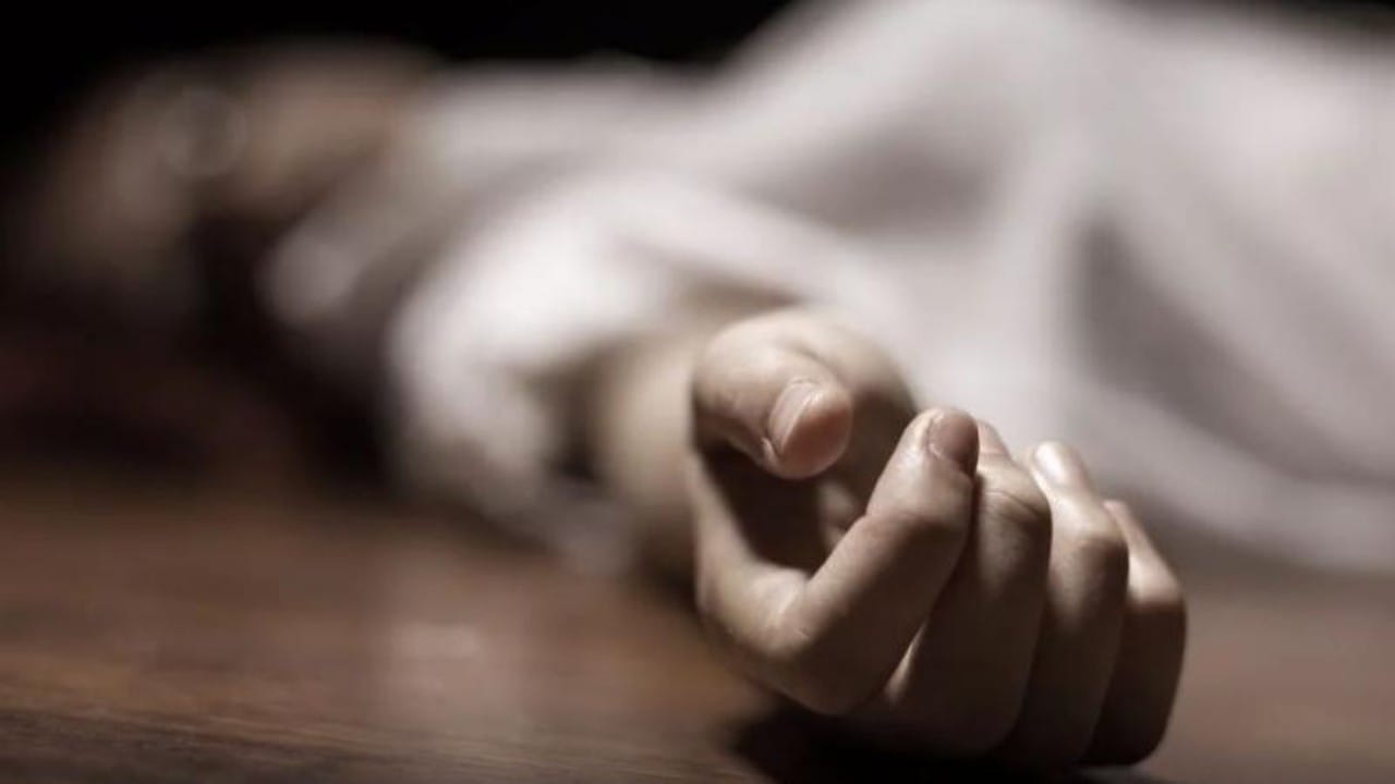 امرأة تستضيف مشردًا في منزلها فينتهي بمقتلها