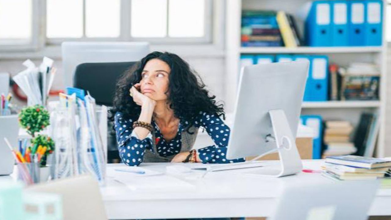 مستشار: لا يحق للشركة فصل مصاب بالـ ADHD إذا لم تتوافر الشروط&#8230; فيديو