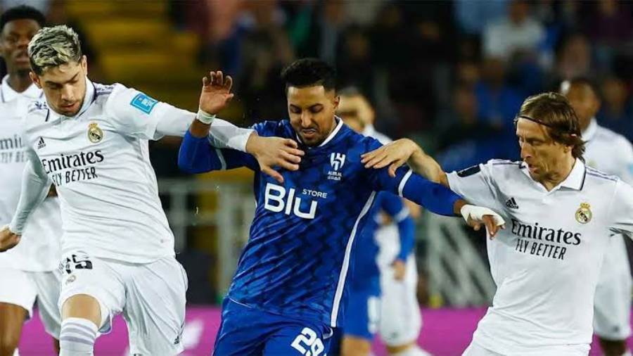مواجهة الهلال والريال مهددة بالتأثر بسبب أرضية &#8220;هارد روك&#8221;