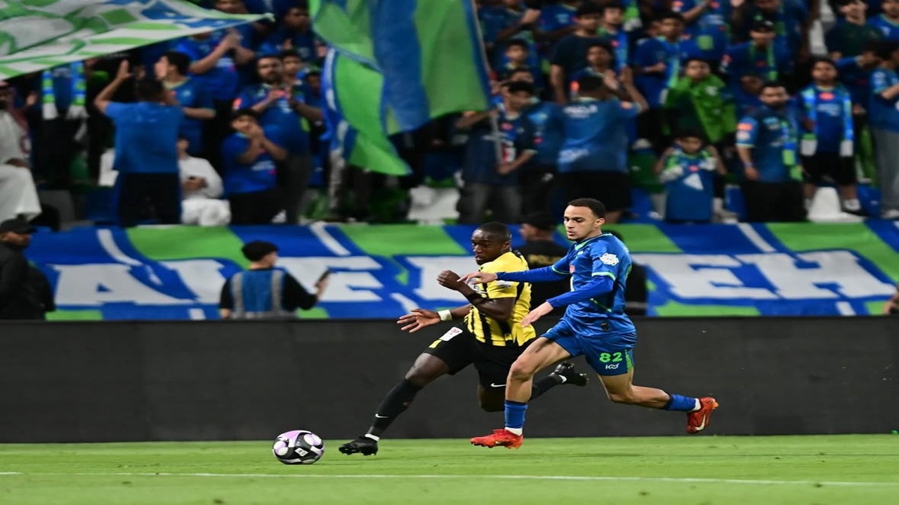 الفتح يحاول تحصين لاعبه حسين الزارعي تحت أنظار الأهلي والاتحاد