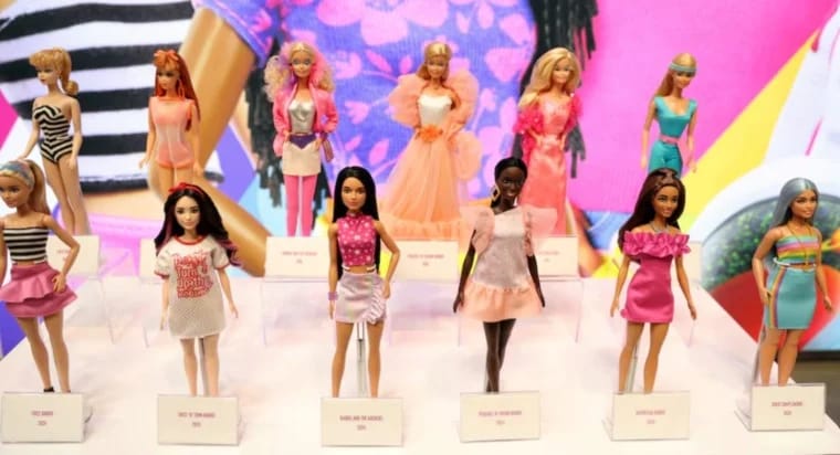 تطوير أول دمية باربي بالذكاء الاصطناعي