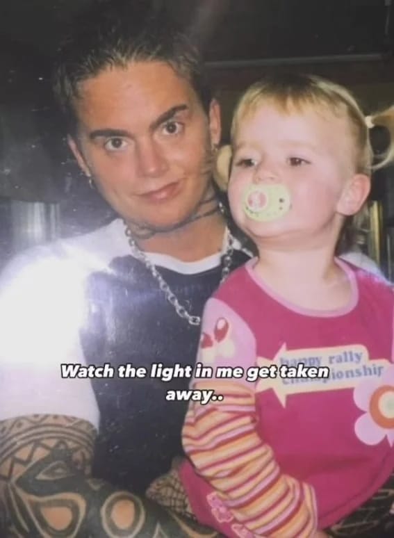 ابنة قاتل وآكل لحوم البشر: طفولتي كانت رعبا.. صور