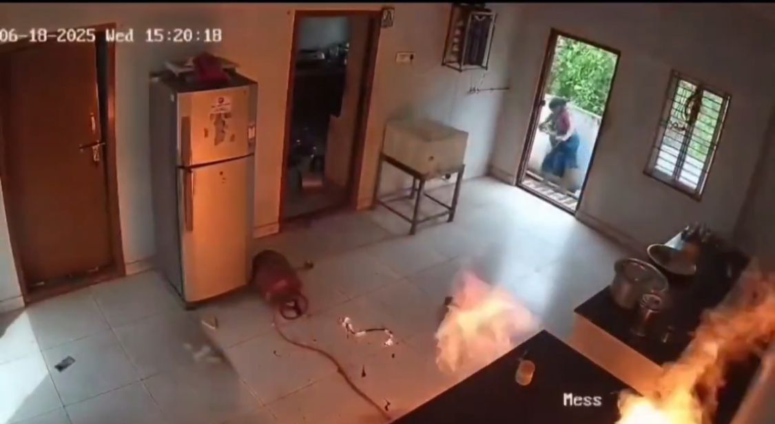 زوجان ينجوان بأعجوبة من حادثة انفجار غاز مروعة .. فيديو