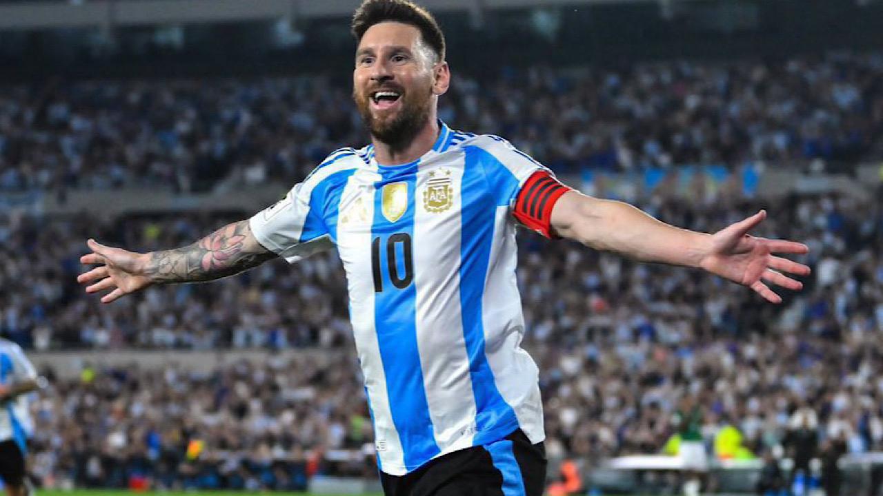 شركة النادي الأهلي تبدي رغبتها في التعاقد مع ميسي