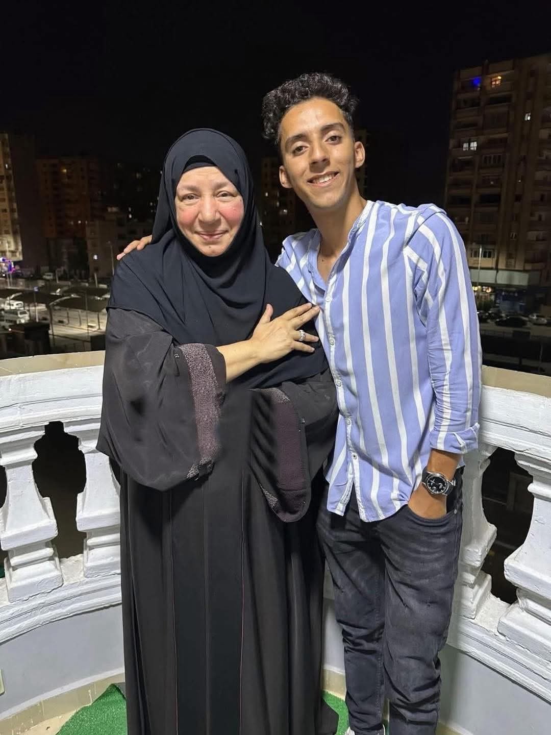 أول ظهور للفنانة عبلة كامل بعد اختفاء طويل