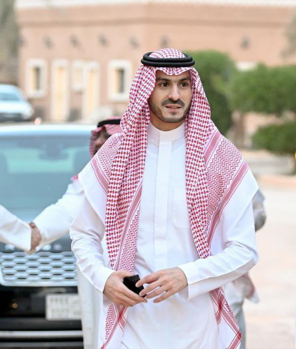 إدارة جديدة تجهز ملفات الموسم المقبل في الشباب برئاسة مرتقبة للنويصر