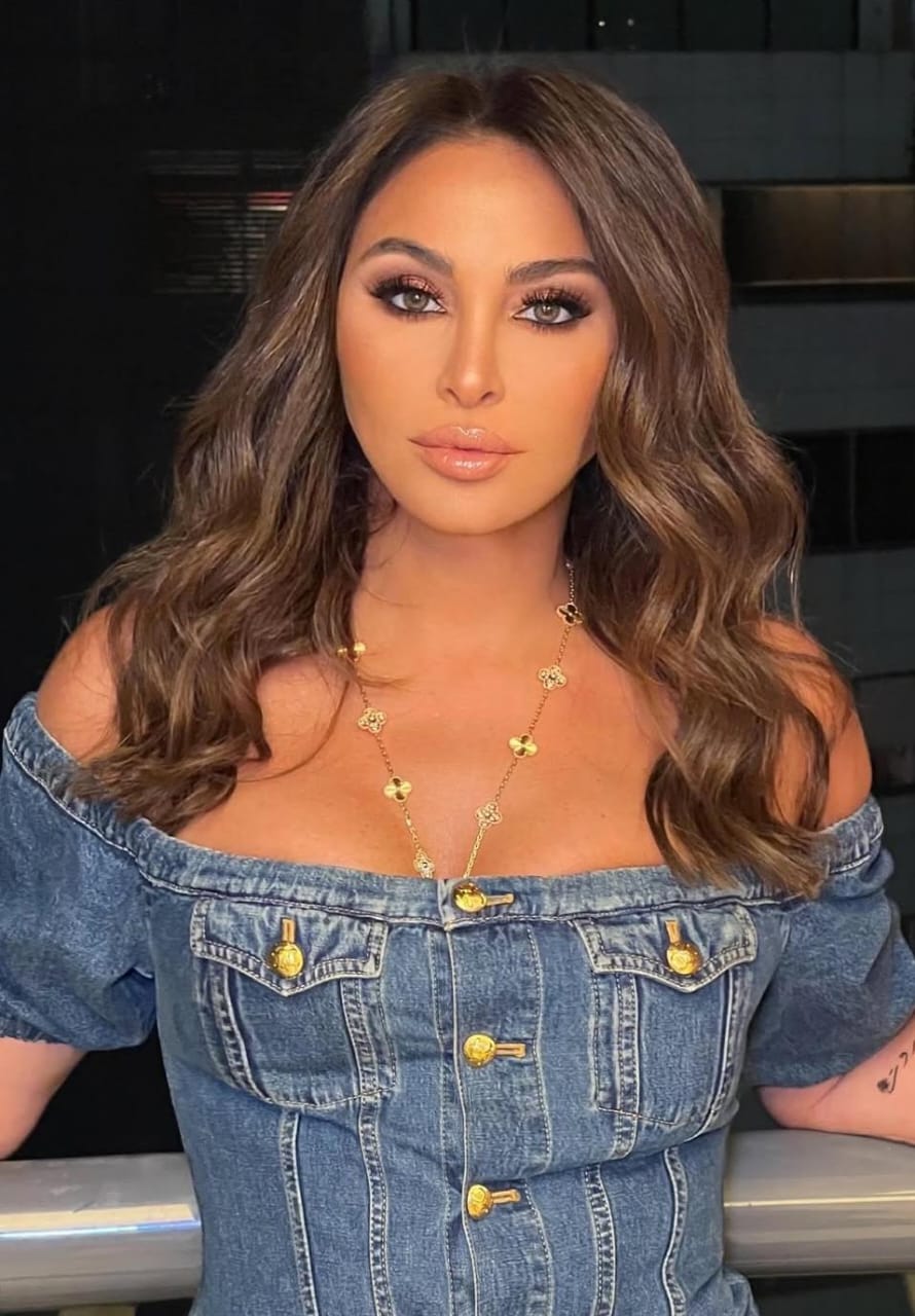 إليسا تثير الجدل بتغير كبير في ملامحها.. صور