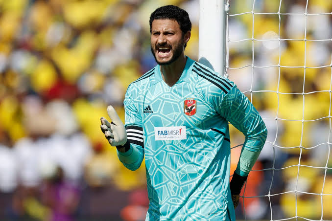 إكرامي الشحات ينتقد الشناوي بعد رباعية بورتو: أخطاء واضحة في التمركز