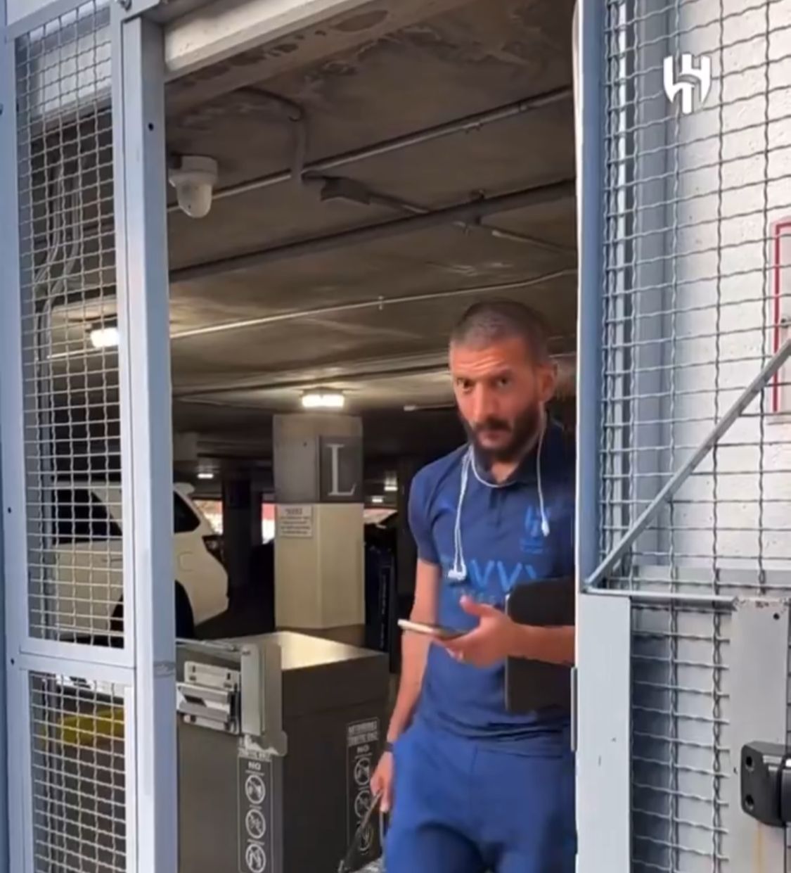 بعثة الهلال تغادر إلى أورلاندو استعدادا لمواجهة مانشستر سيتي .. فيديو