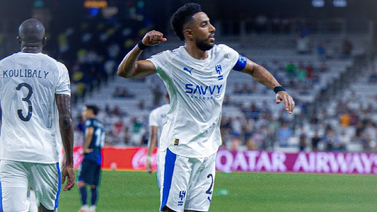 غوارديولا: غياب سالم الدوسري مهم وإذا سلمنا الكرة للهلال سيقضي علينا