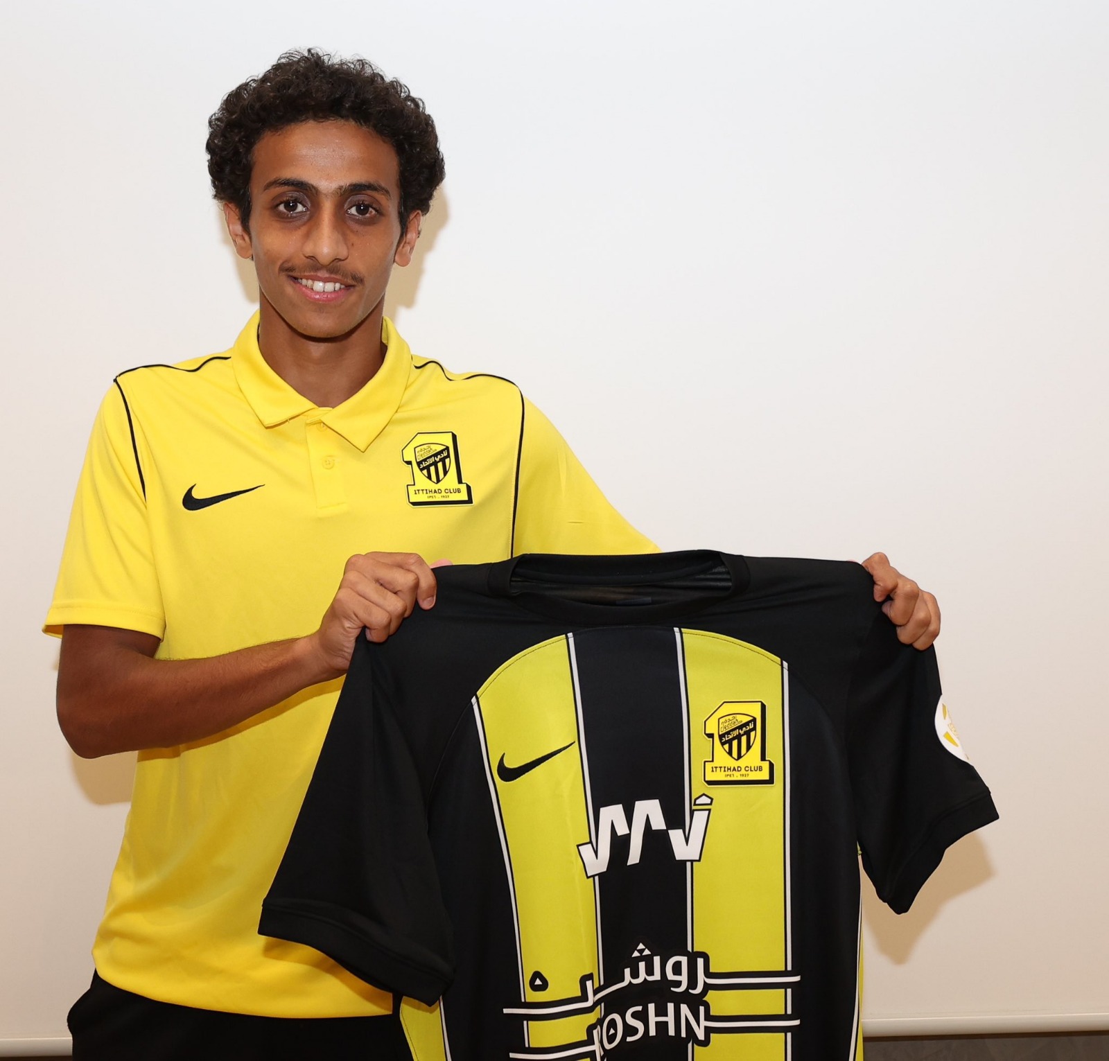 أندية تراقب وضع همام الهمامي