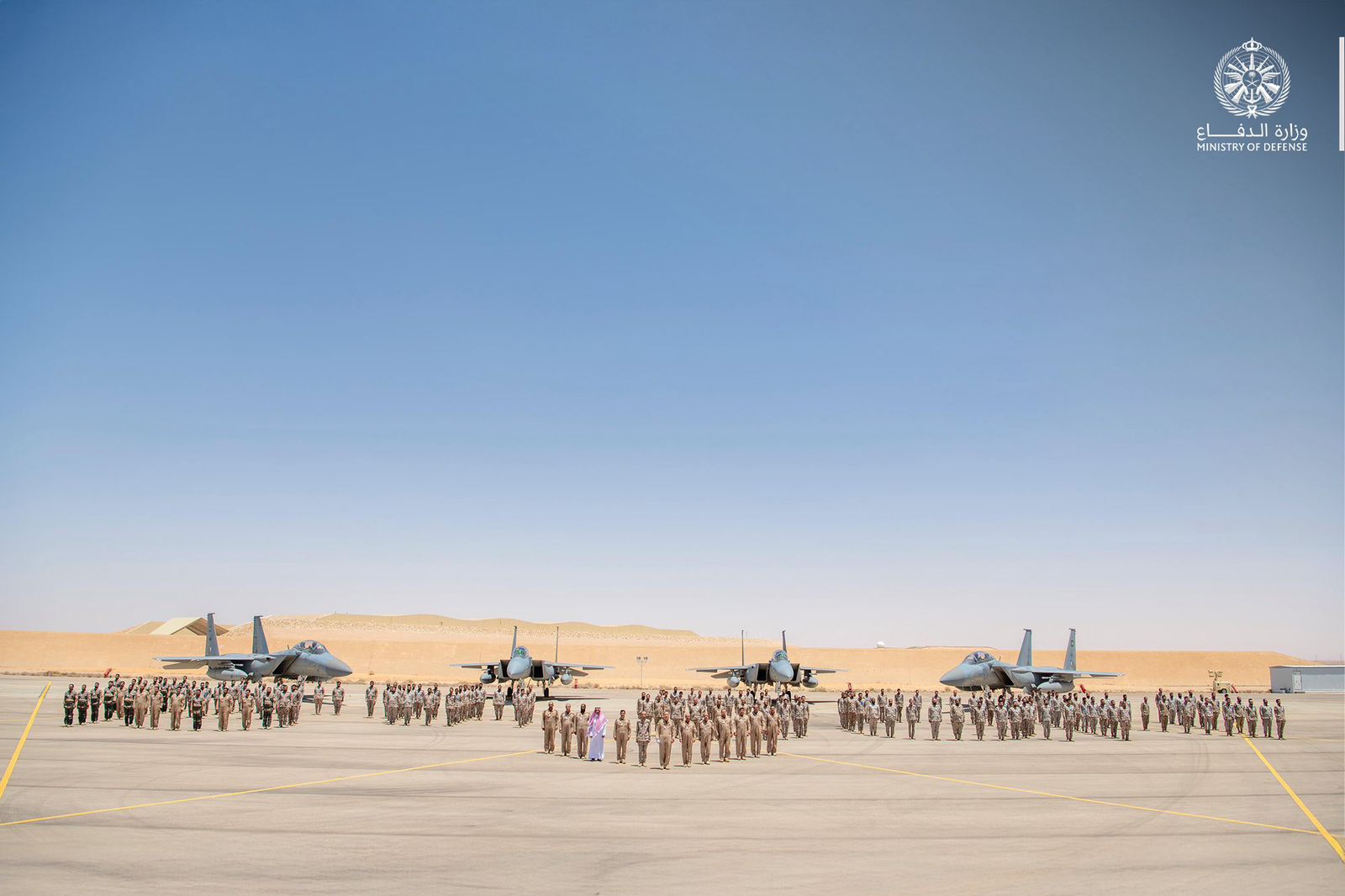 قائد القوات الجوية يدشن السرب الـ15 المقاتل بقاعدة الجوف الجوية ..صور