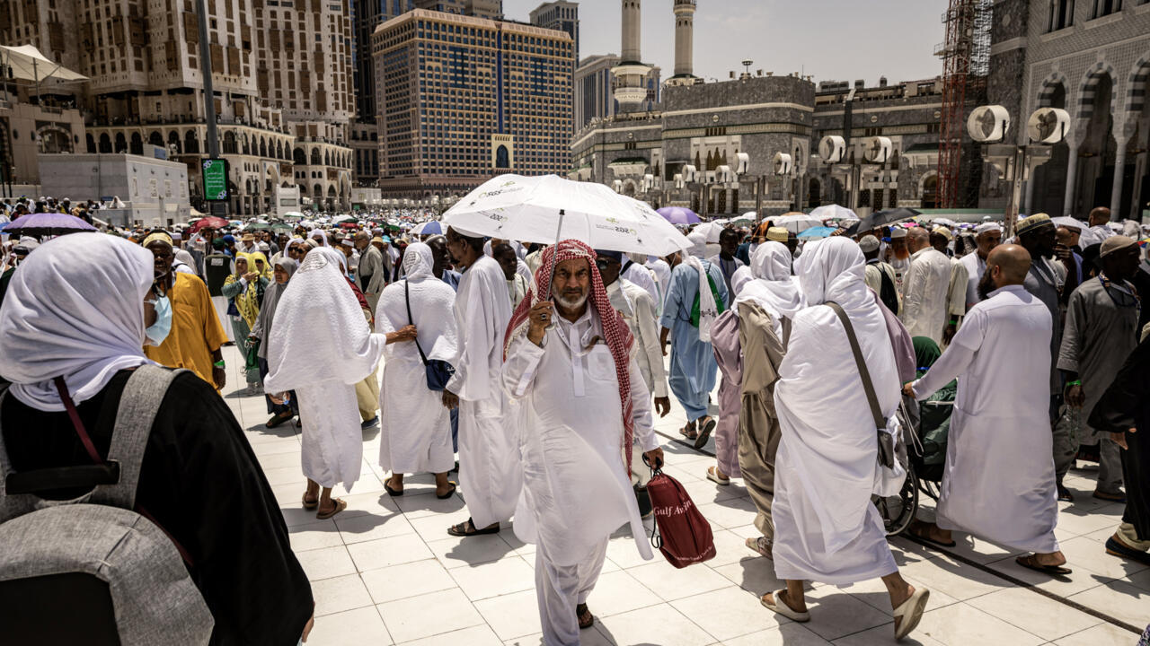 النقل تحذر من تجاهل تشغيل عداد الأجرة في موسم الحج