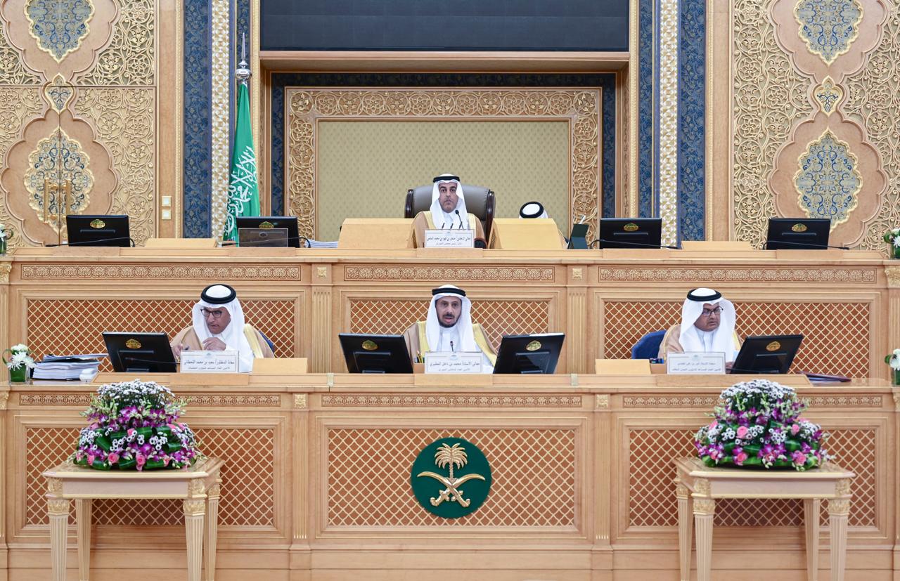 الشورى يطالب الخطوط السعودية بخفض أسعار التذاكر للمرابطين وذوي الإعاقة