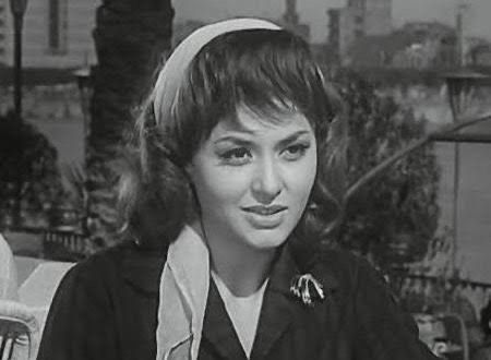  ليلى طاهر تثير الجدل : لا أؤمن بأن الحجاب فرض