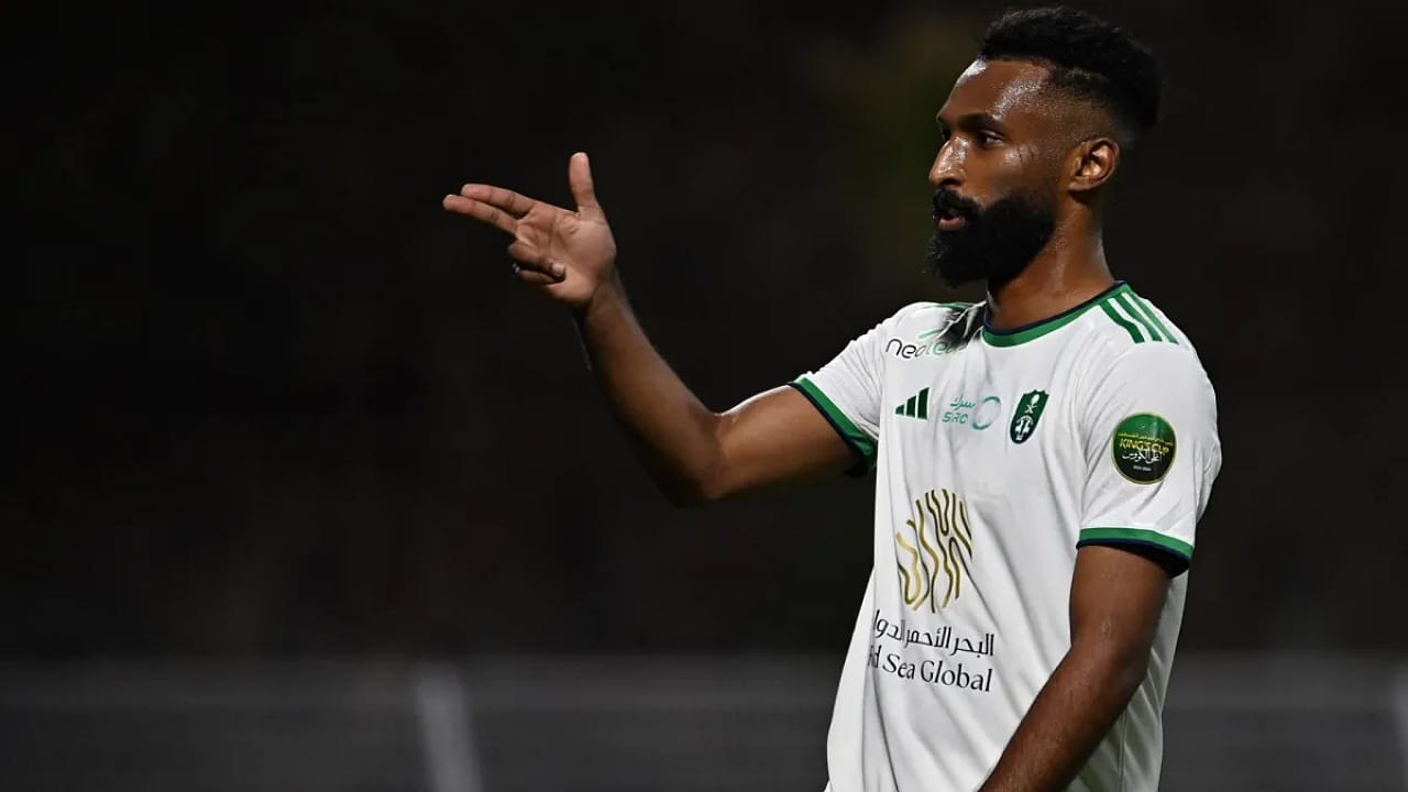 العمري: على الأهلي اختيار محكم الأتوبيس لحسم نزاع البريكان مع الفتح.. فيديو