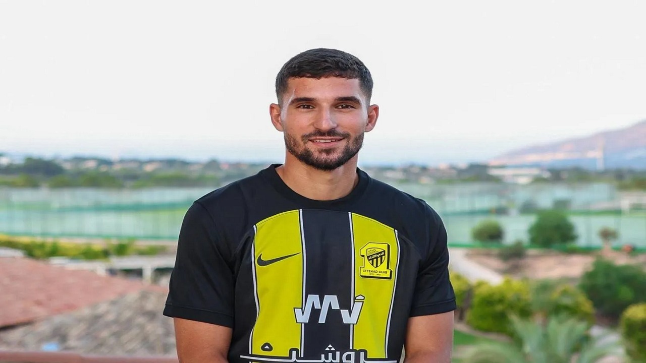 عوار وميتاي ينهيان البرنامج الإعدادي