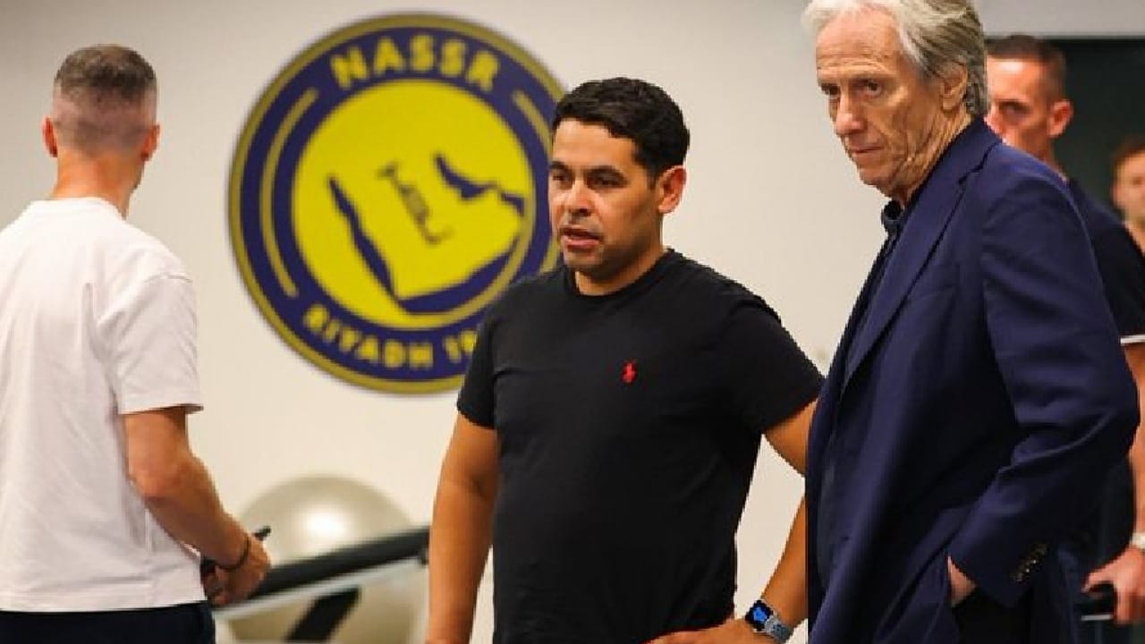 جيسوس يطلب الاستغناء عن 4 أجانب من النصر