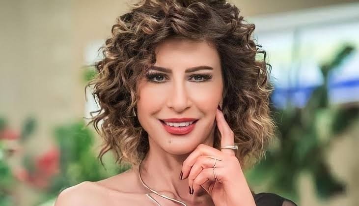 القبض على خادمة إعلامية شهيرة