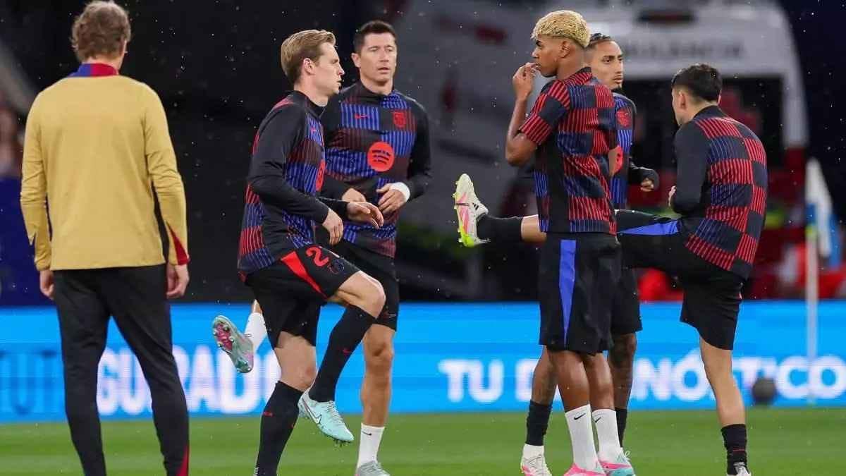 توتر داخل غرفة ملابس برشلونة بسبب مستقبل تير شتيغن