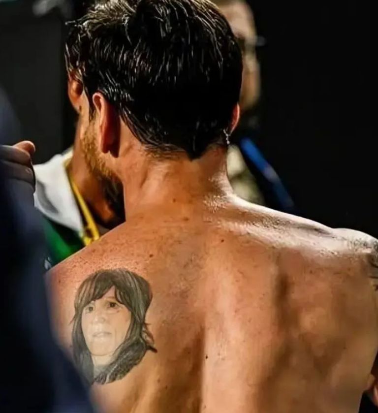 عايدة رياض ترد على جدل وشم ميسي: الصورة لا تخصني