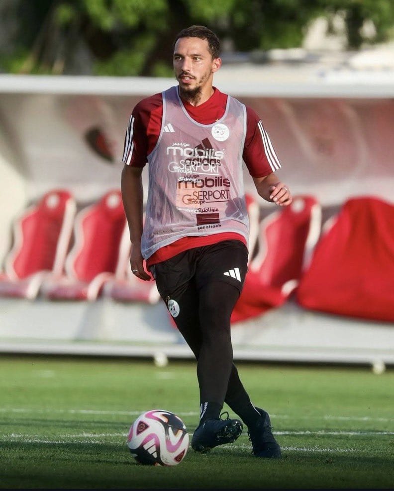 إسماعيل بن ناصر يوافق على الانتقال إلى دوري روشن