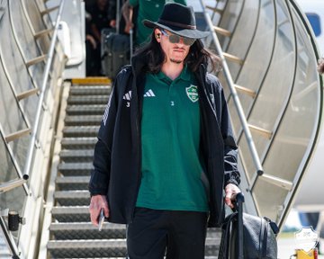 بعثة الأهلي تصل إلى إيطاليا .. صور