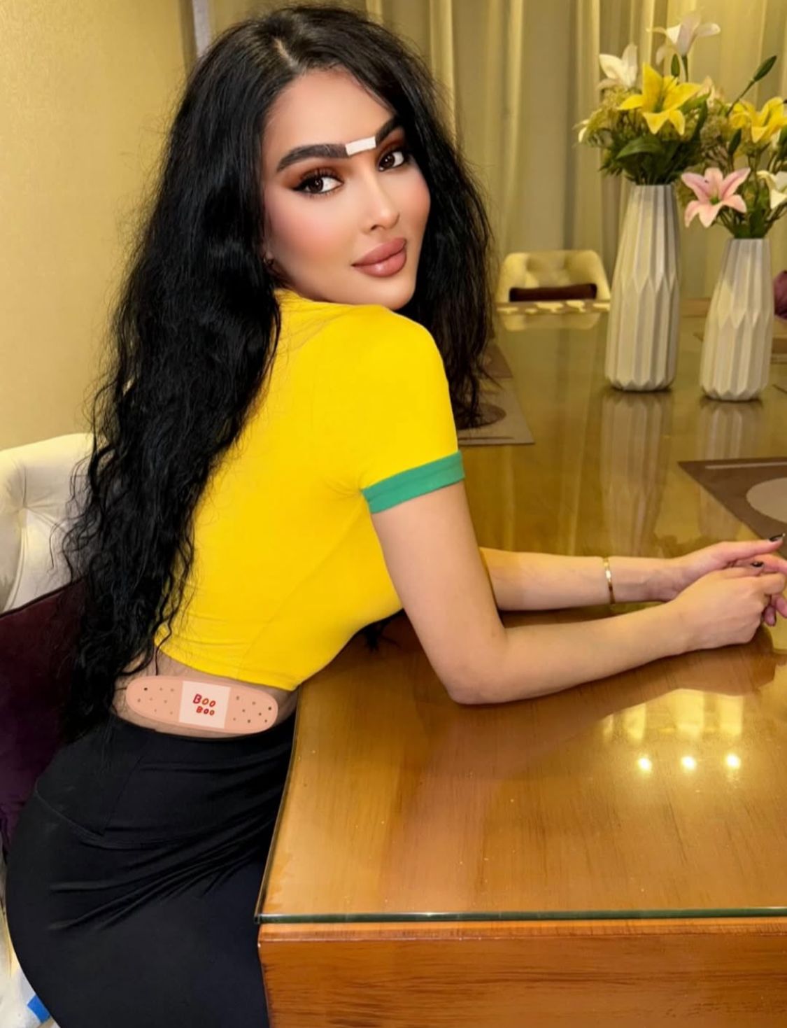 رومي القحطاني تحتفل بتأهل الهلال : رغم إني نصراوية بس الكورة ذوق .. صور