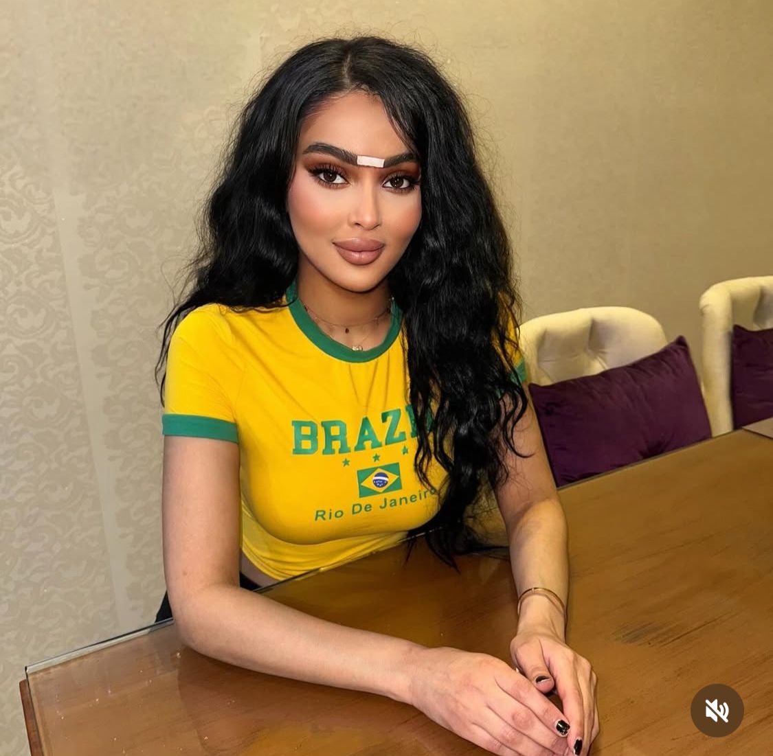 رومي القحطاني تحتفل بتأهل الهلال : رغم إني نصراوية بس الكورة ذوق .. صور