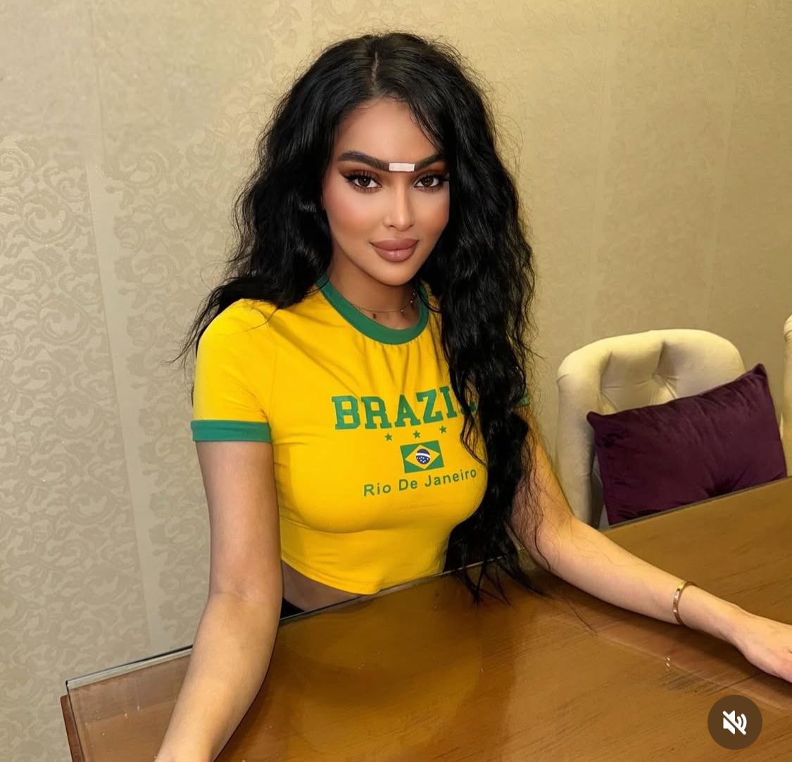 رومي القحطاني تحتفل بتأهل الهلال : رغم إني نصراوية بس الكورة ذوق .. صور