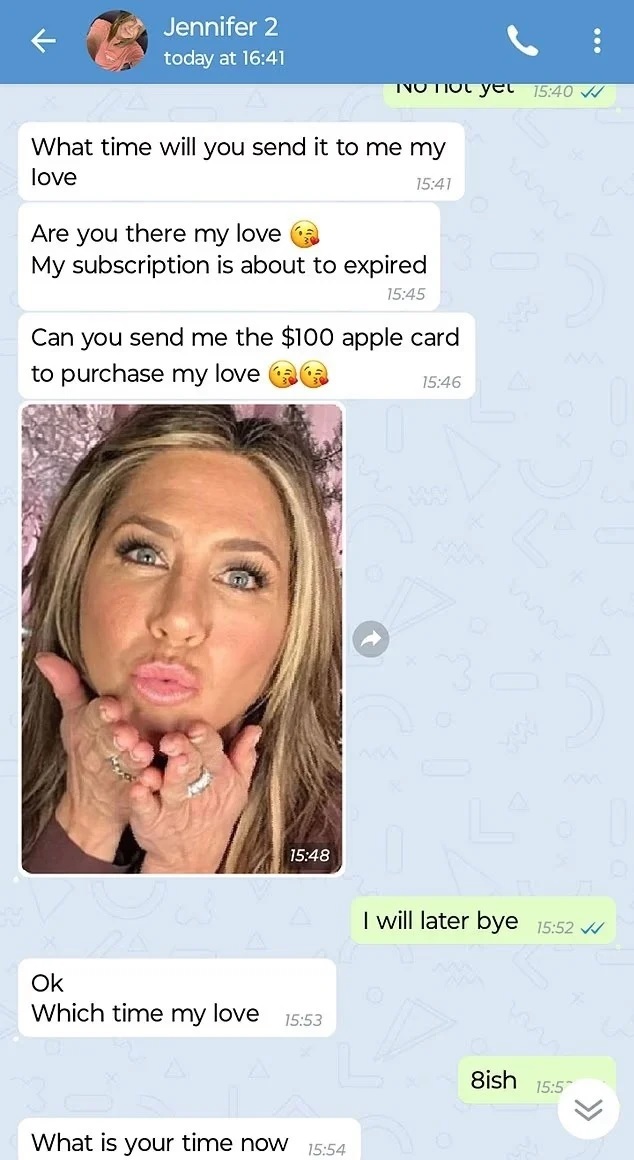 ديب فيك يوقع بريطانيا في فخ رسائل احتيالية باسم المشاهير .. صور