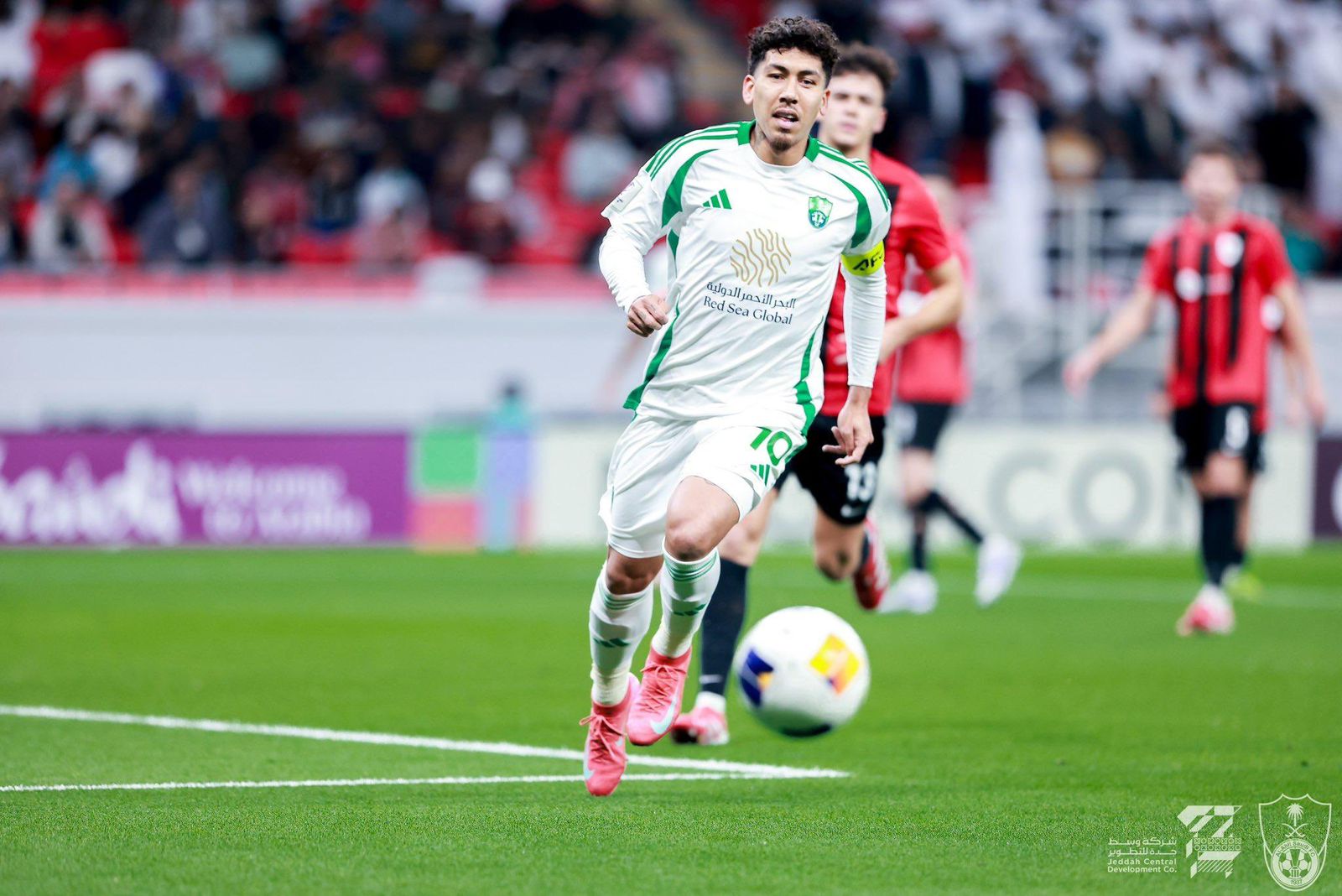 بوتافوغو يسعى لضم فيرمينو مستغلا غياب العروض