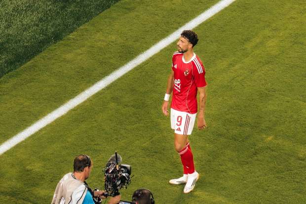 النصر يستهدف مهاجم الأهلي وسام أبو علي لتعويض دوران