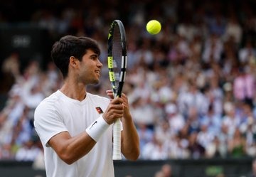 يانيك سينر يتفوق على ألكاراز ويخطف لقب ويمبلدون